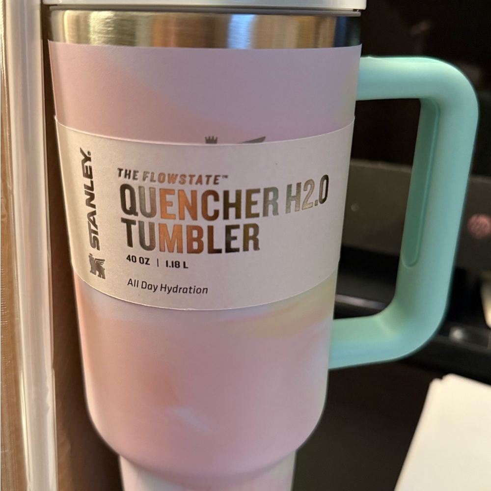 Stanley Flowstate Quencher H2.0 Tumbler - Pink and Mint